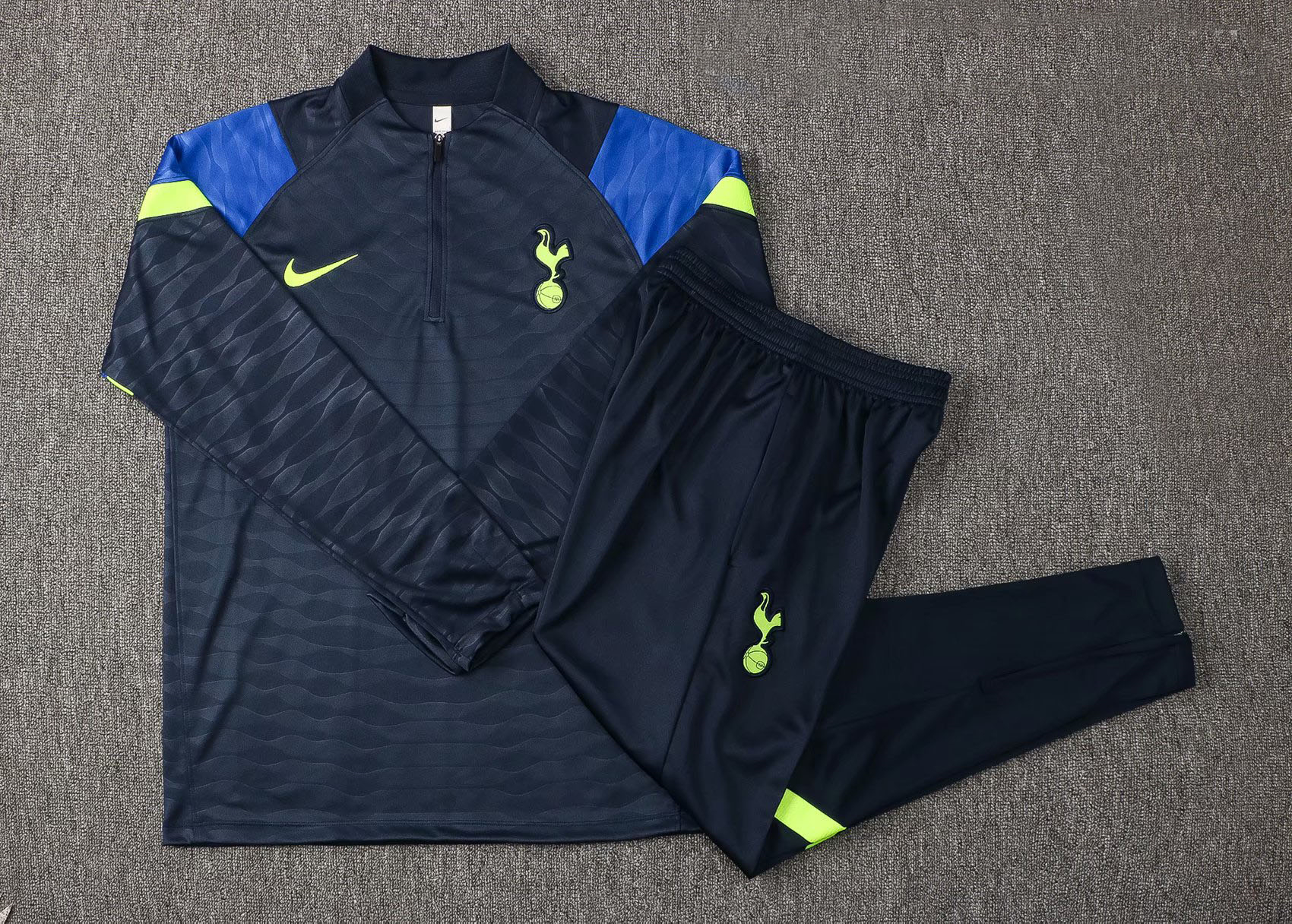 Kid's Tottenham Hotspur Navy Training Suit 21/22